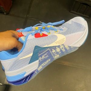 NIKE METCON 7 AMP TRAINING SHOES IN PURPLE AND BLUE. Size 10